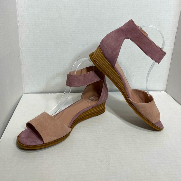 Vince Camuto Suede Color block Sandals size 9 - Picture 5 of 10